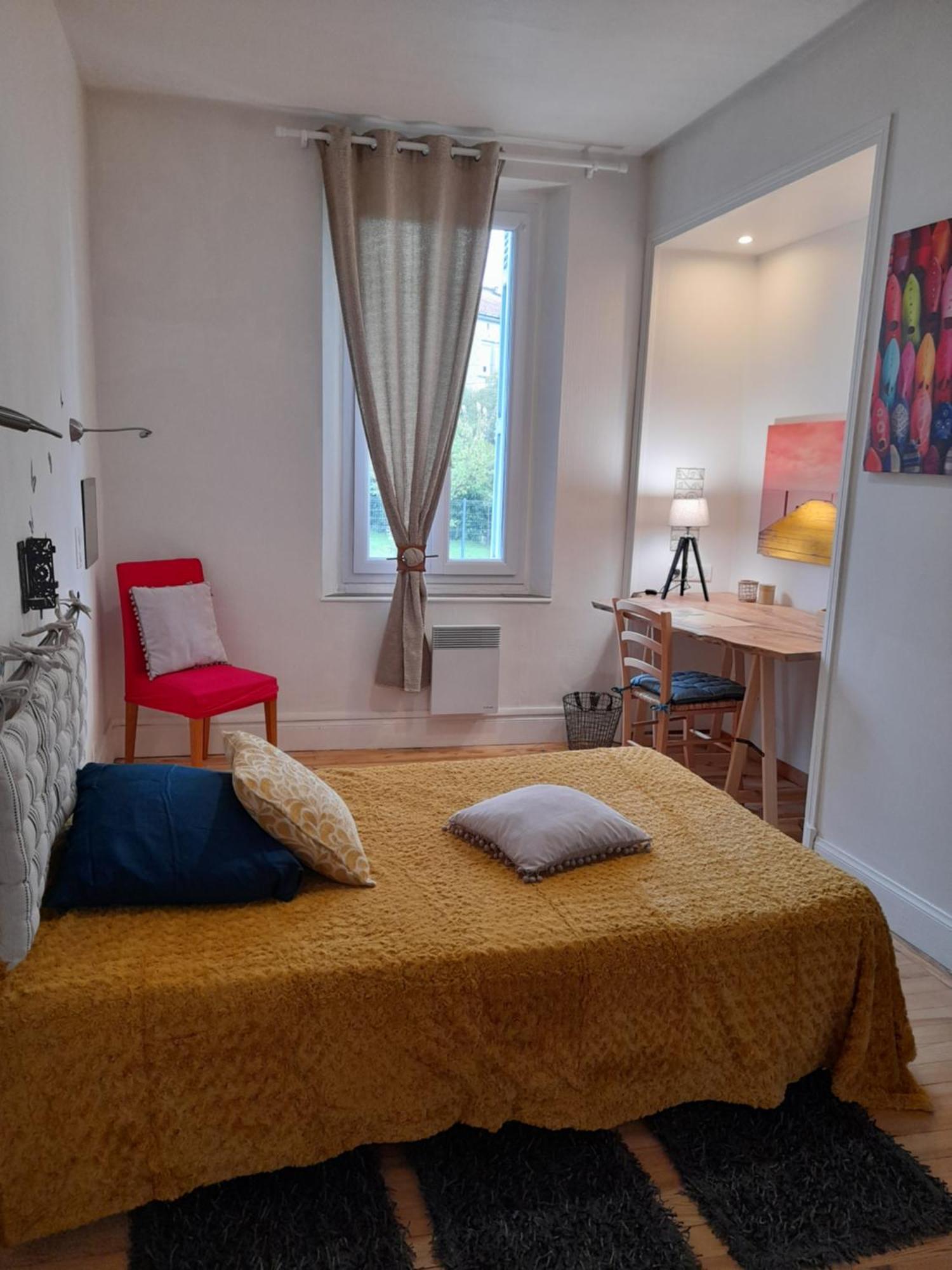Pamiers Gare - 2 Appartements A Louer Ou Chambre Parentale Independante Eksteriør bilde